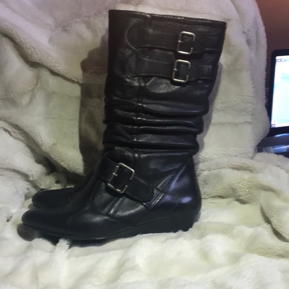 Black genuine leather Boots. 😎Offers welcome!!! - Picture 2 of 10